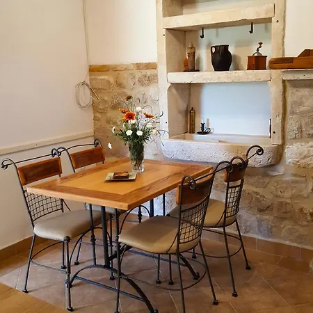 Tre Sorelle Apartman *